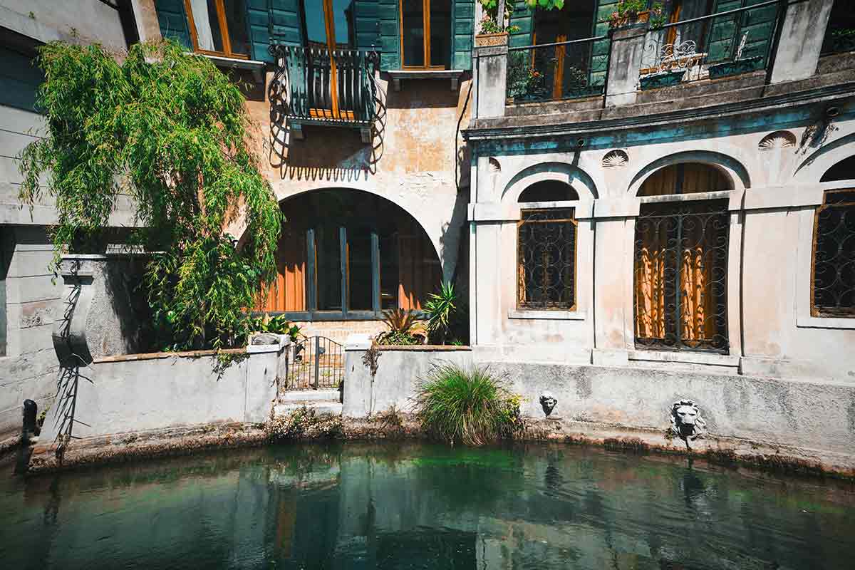 best towns to visit near venice italy