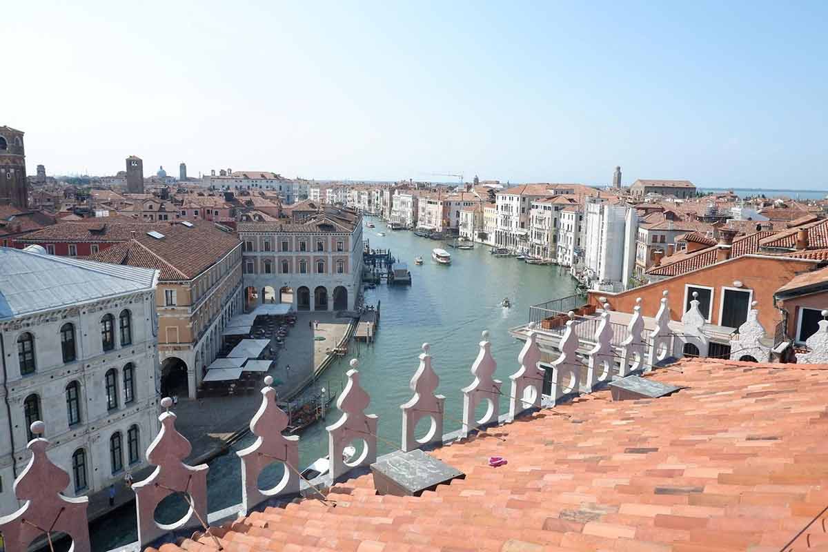 fondaco dei tedeschi rooftop view