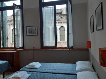 foresteria valdese venezia hostel