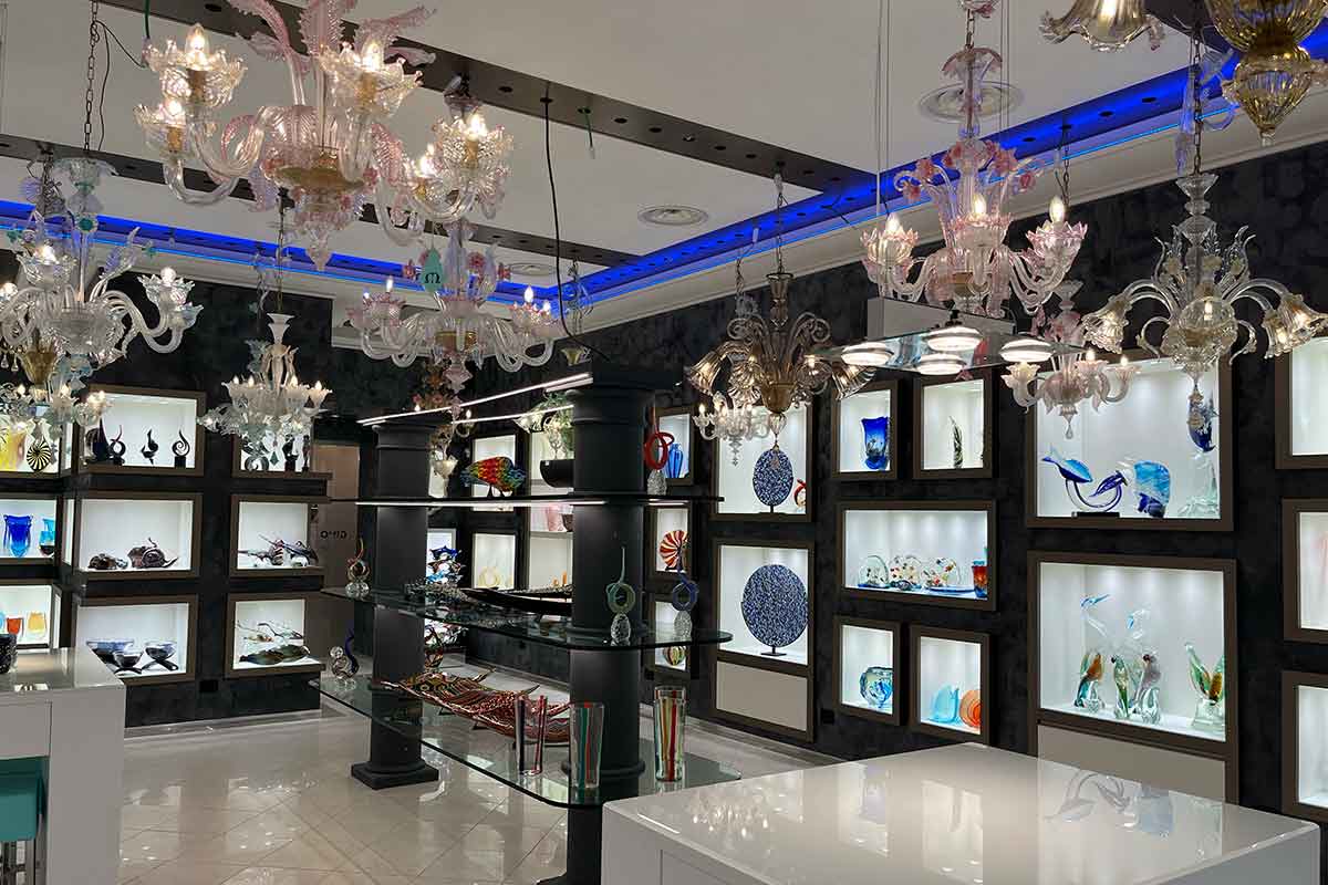 murano glass showroom