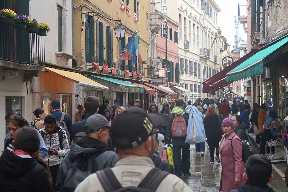 shopping street in venice italy