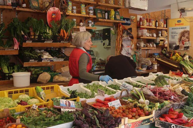 venice slow travel itinerary