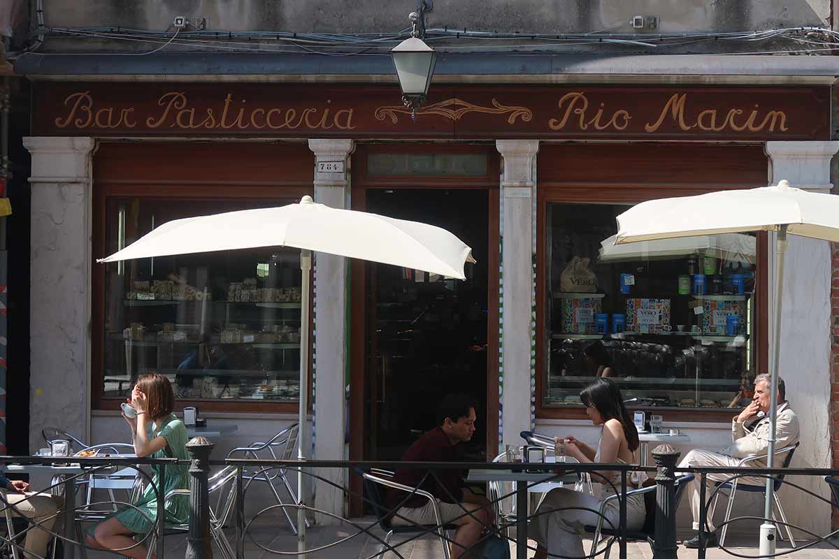 local bakery bar venice